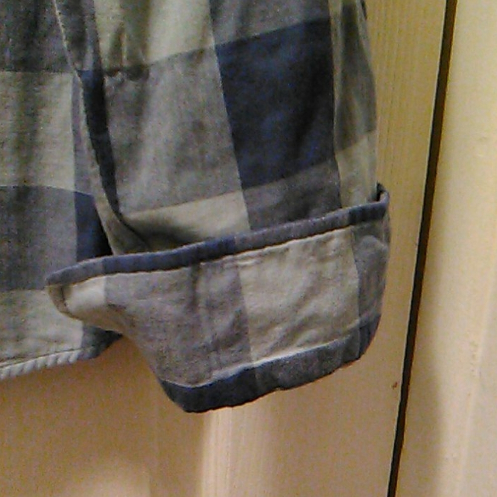 Nwt Men'sLong sleeve plaid shirt (S) - Picture 4 of 8